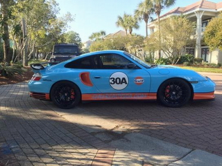 Illustration for article titled For $45,500, This 2001 Porsche 911 Turbo Might Engulf You